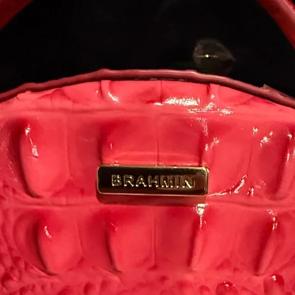 Brahmin Lane Vibrant Pink Croc-Embossed Crossbody Bag and Wallet - Picture 2 of 6
